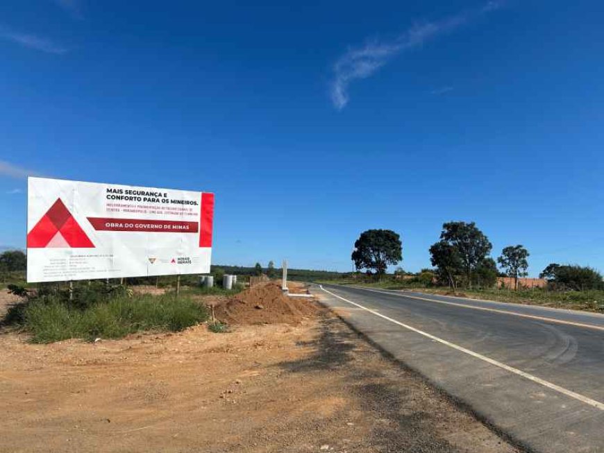 Governo de Minas entrega obras e autoriza melhorias em rodovias do Norte do Estado